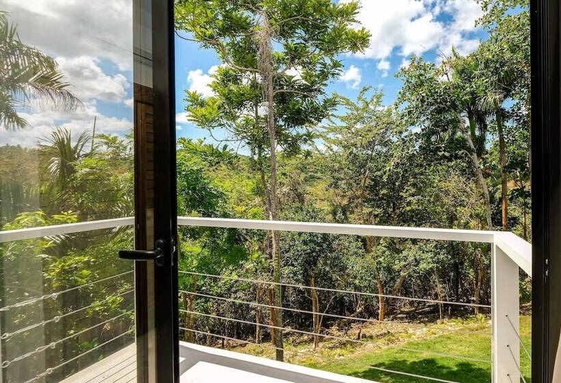 Magnificent New Modern Villa With Sea View 5 Bedrooms