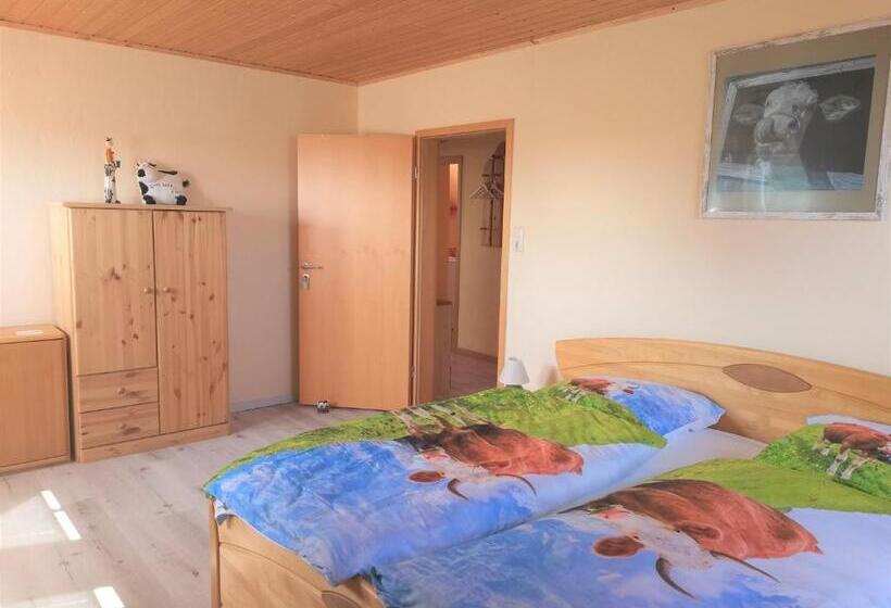 ペンション Biene S Bärenstube