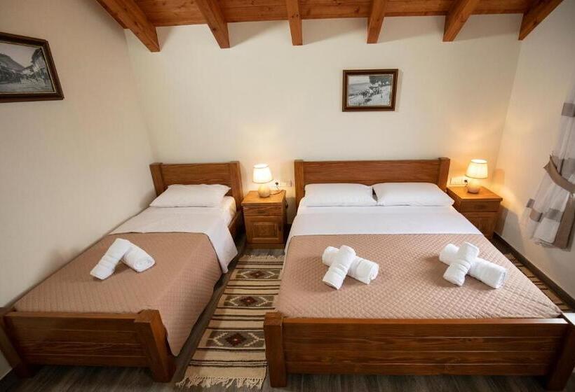 پانسیون Xhuli Guesthouse