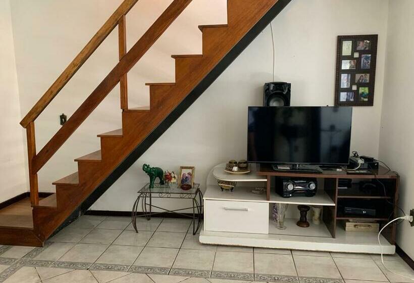 ユースホステル Morada Da Vó Gati