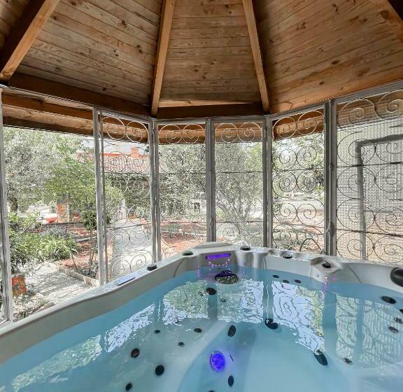 민박 Château Lamothe