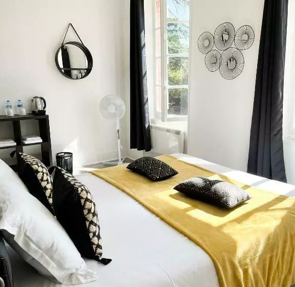 Aamiaismajoitus (B&B) Château Lamothe