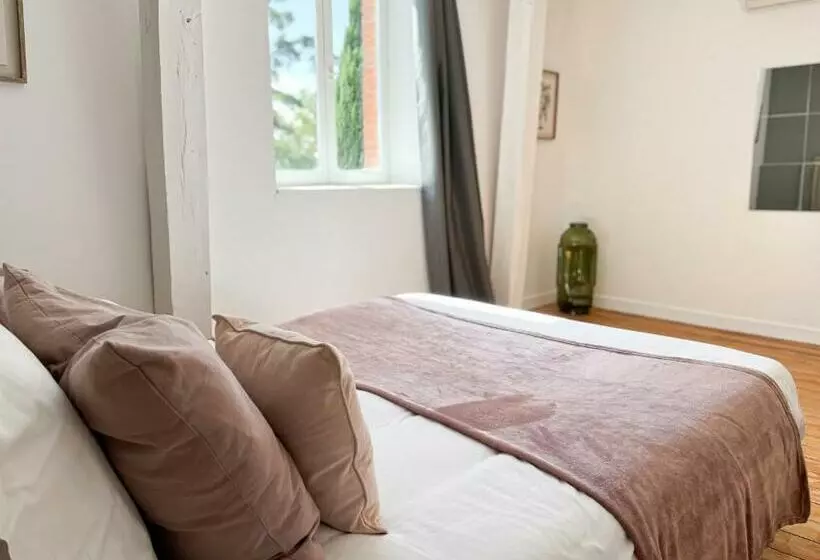 Aamiaismajoitus (B&B) Château Lamothe