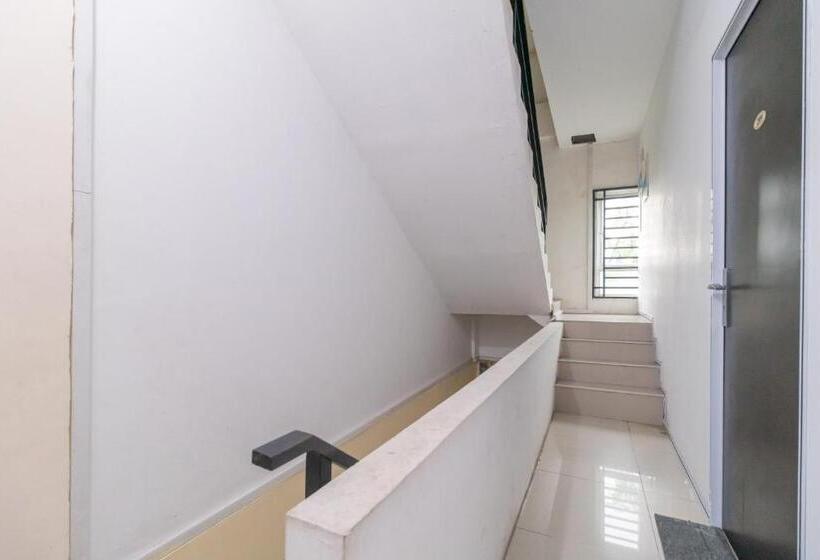 ホテル Koolkost Near Diamond City Mall Batam