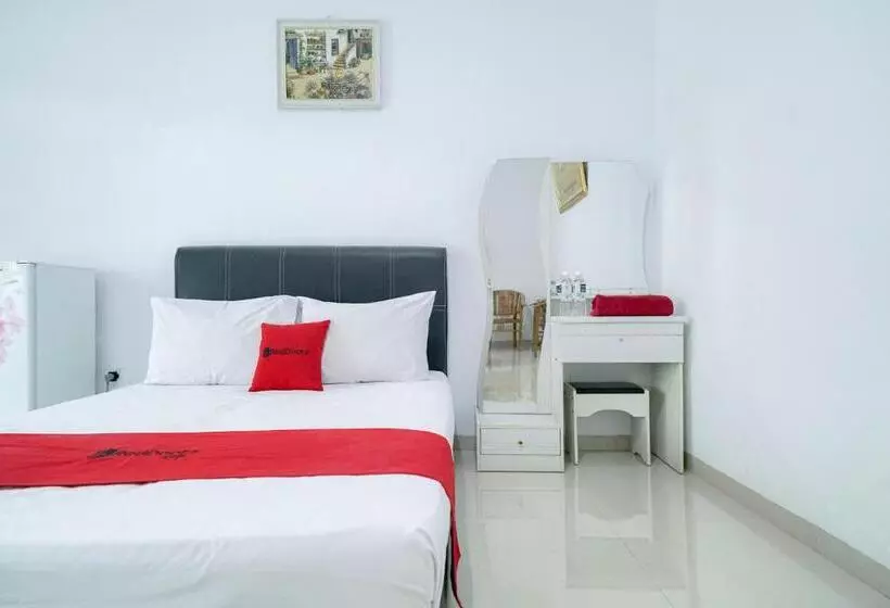 Hotelli Reddoorz Syariah Near Rs Awal Bros Batam