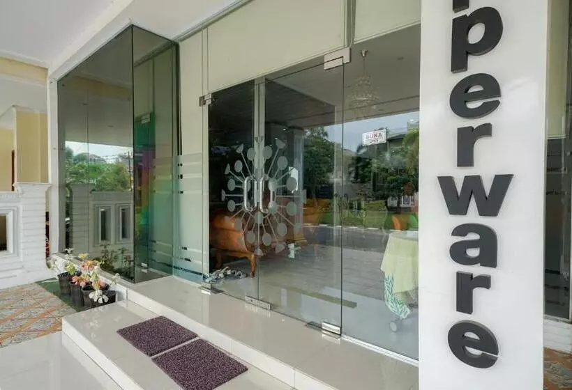 Hotelli Reddoorz Syariah Near Rs Awal Bros Batam