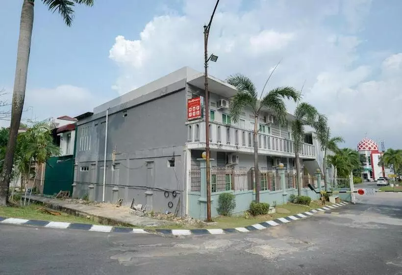 Hotelli Reddoorz Syariah Near Rs Awal Bros Batam