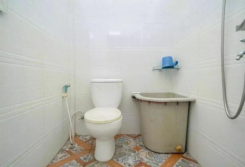 Hotelli Reddoorz Syariah Near Rs Awal Bros Batam