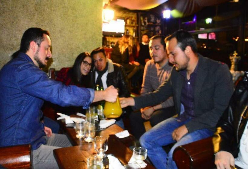 פנסיון Hostal La Casa Toleña Quito Ecuador