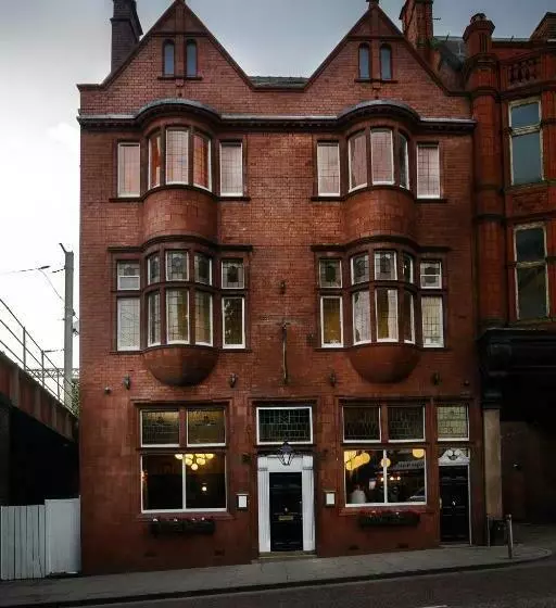 Swan & Railway Hotel Wigan