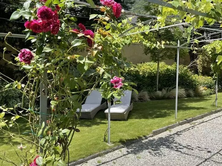 ベッドアンドブレックファースト Villa Chiovenda Residenza D Epoca