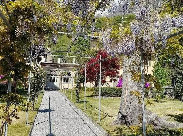 ベッドアンドブレックファースト Villa Chiovenda Residenza D Epoca