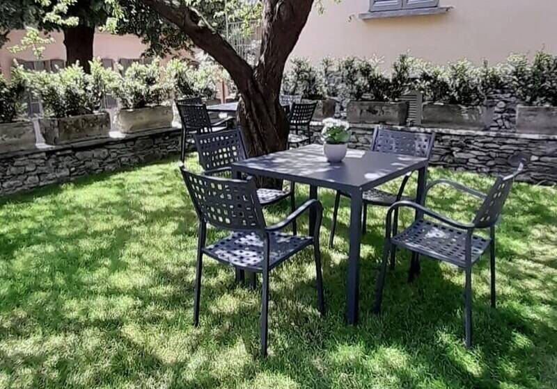 Bed and Breakfast Villa Chiovenda Residenza D Epoca