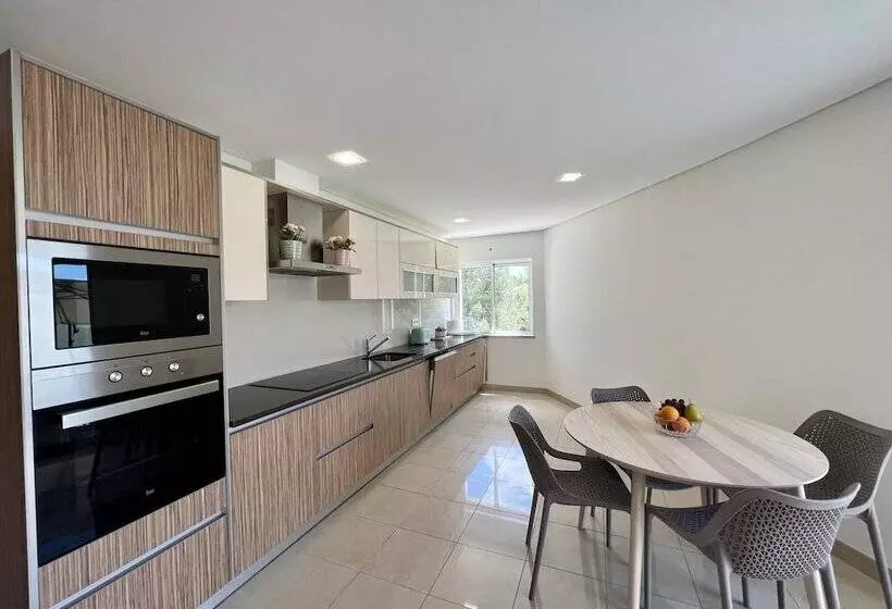 Boliqueime Amazing Villa With Pool By Homing