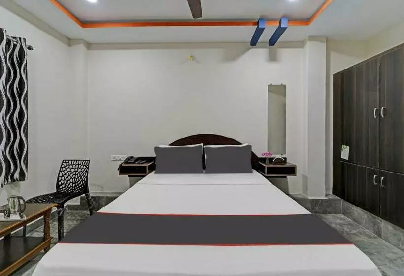 ホテル Fabexpress Sri Lakshmi Residency