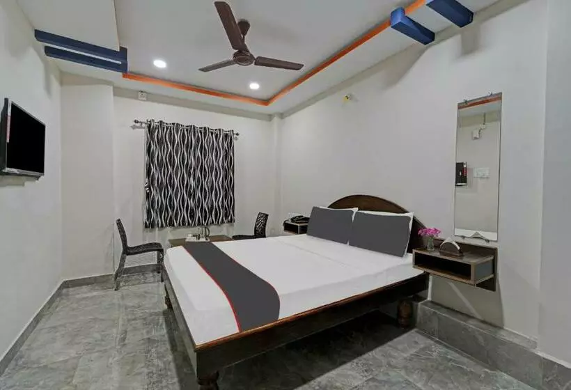 ホテル Fabexpress Sri Lakshmi Residency