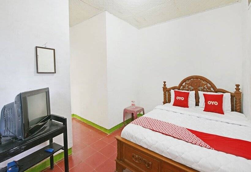 Spot On 91270 Hotel Arimbi