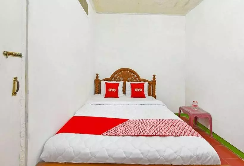 Spot On 91270 Hotel Arimbi