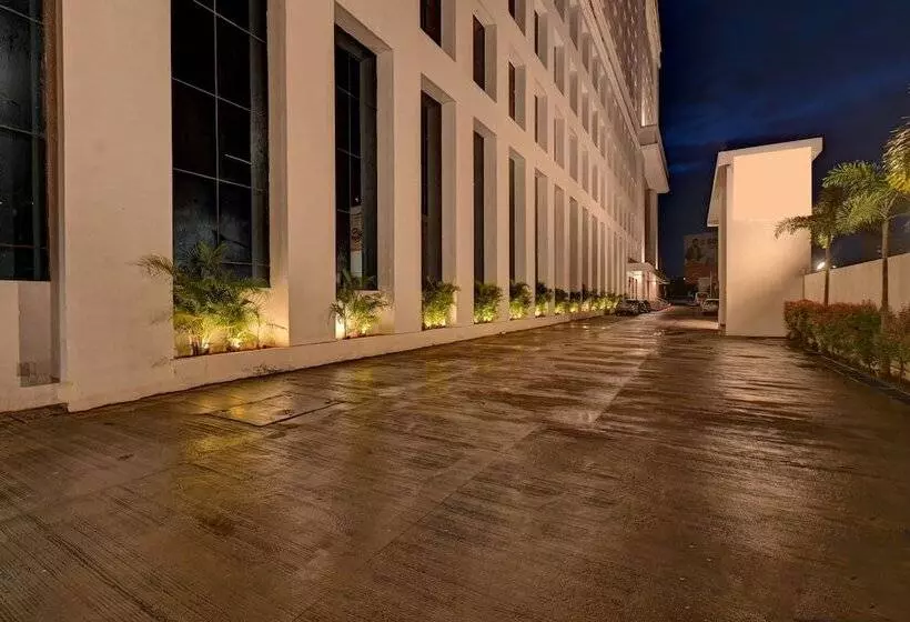 Hotelli Tip Top International Pune