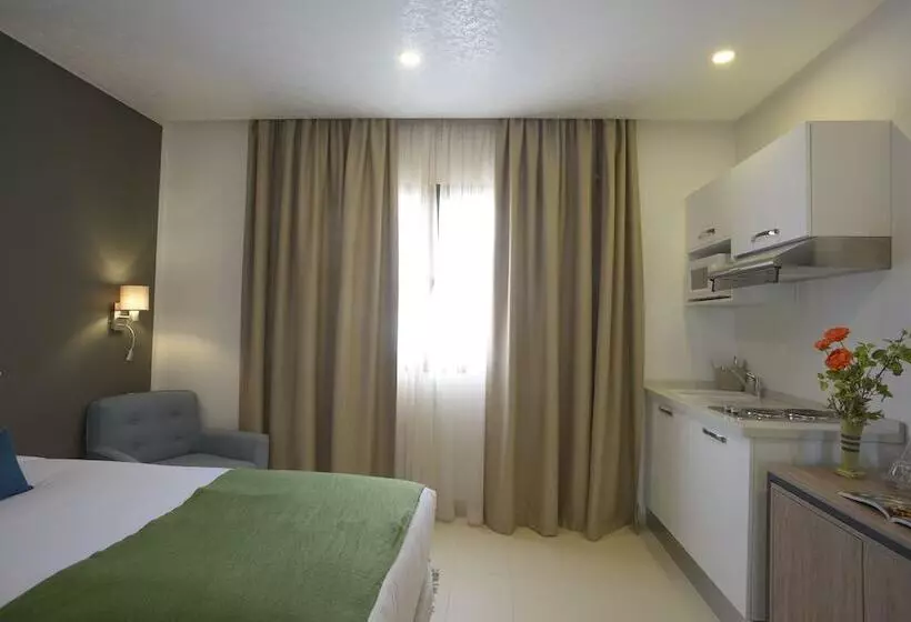 Maia Hotel Suites