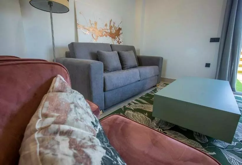 On City Resort Apartments