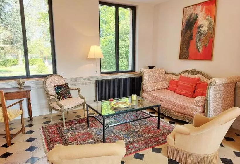 ペンション Les Jacquemarts Normands Maison D Hôtes   Guesthouse