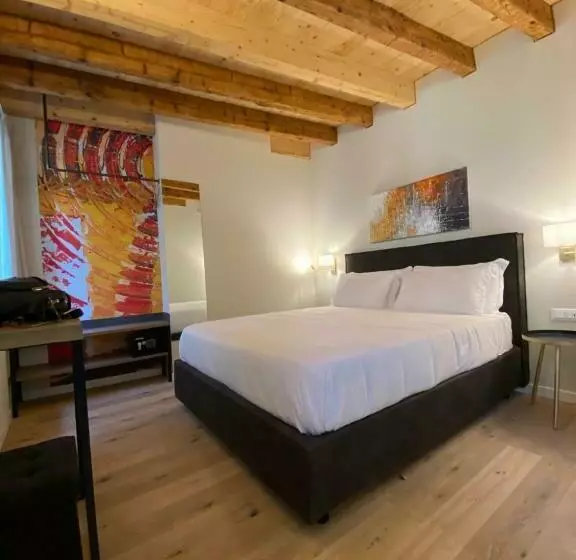 ペンション Malvezzi24 Boutique Rooms