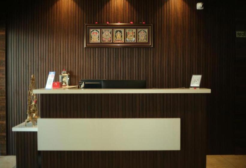 호스텔 L. R Residency