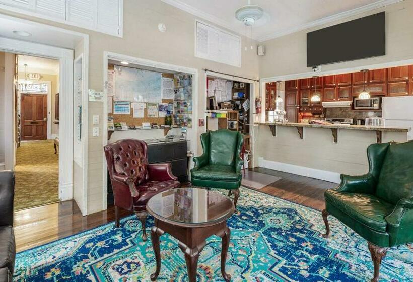 هاستل The Curry House By Brightwild  Entire Complex