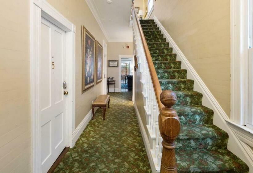 هاستل The Curry House By Brightwild  Entire Complex