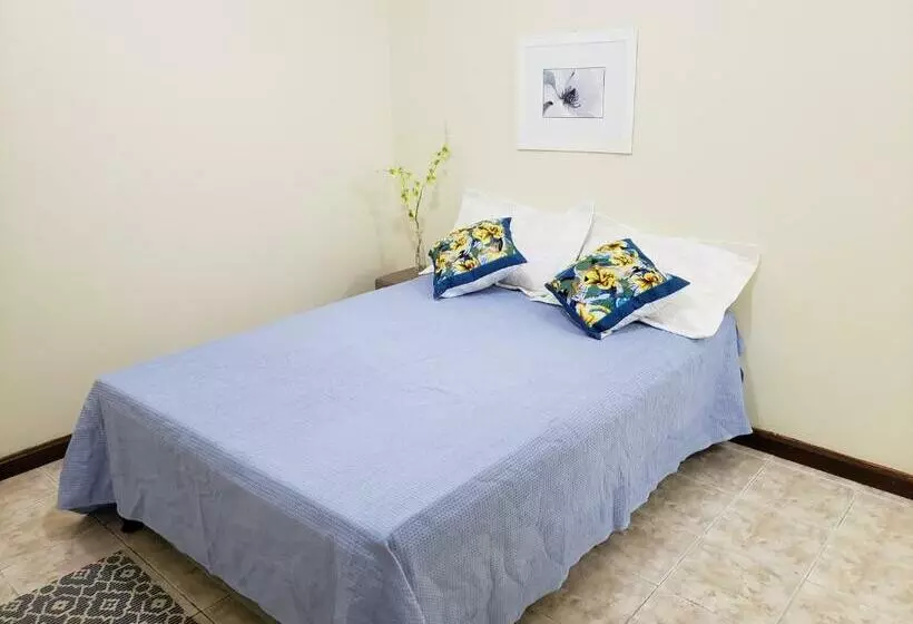 Praia Do Forte Com Conforto. Tudo A Pé