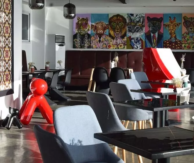 ホテル Epic Suites Bohol Adults Only