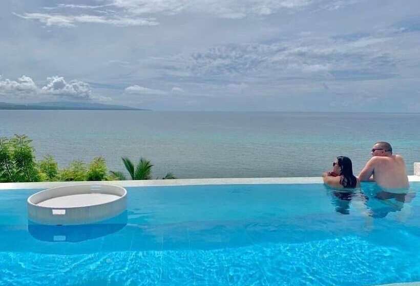 בית מלון כפרי Epic Suites Bohol Adults Only