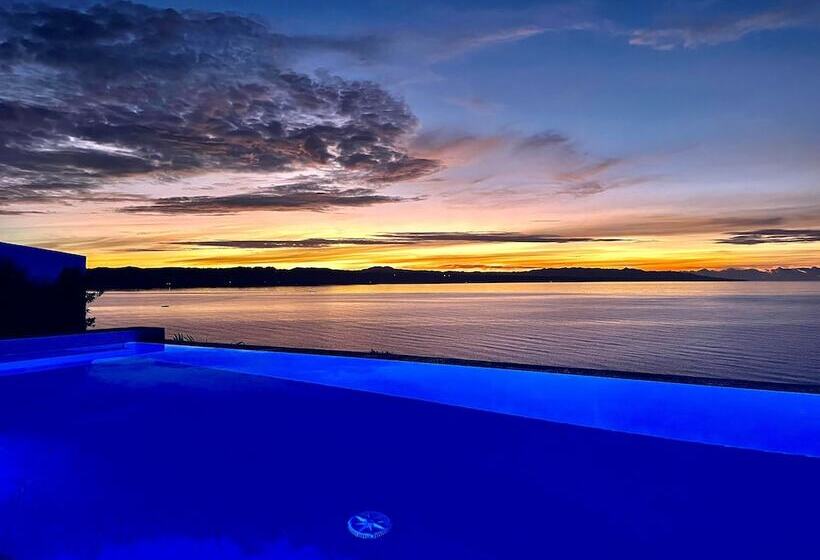 בית מלון כפרי Epic Suites Bohol Adults Only