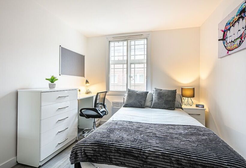 Phoenix Court   By Resify