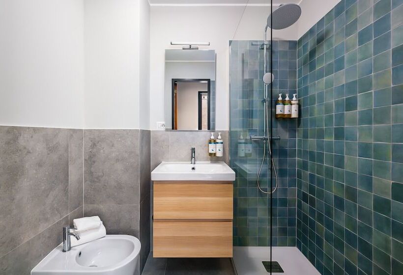 Adore Rooms & Apartments