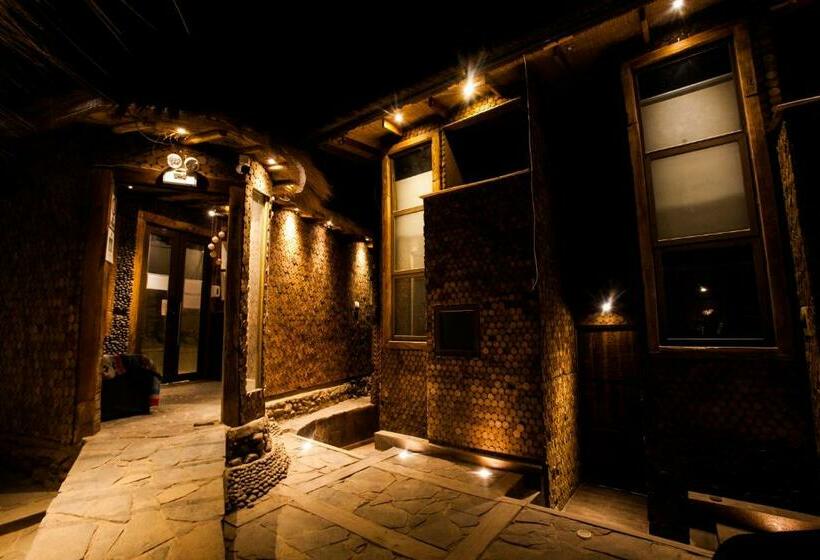 호스텔 Nueva Lodge Estación San Pedro De Atacama