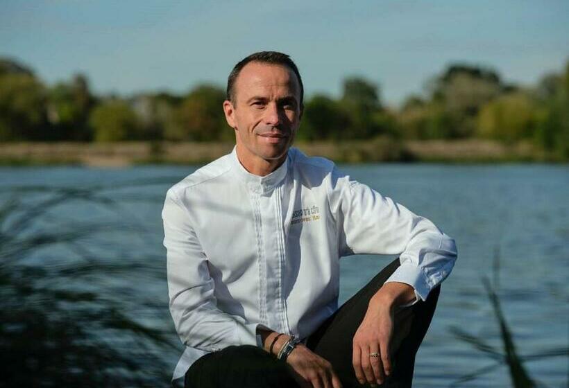 Отель Fleur De Loire