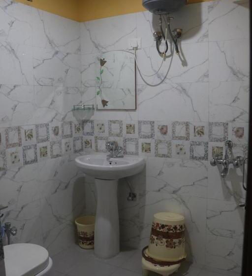 בית מלון כפרי Sjh Venkatesh