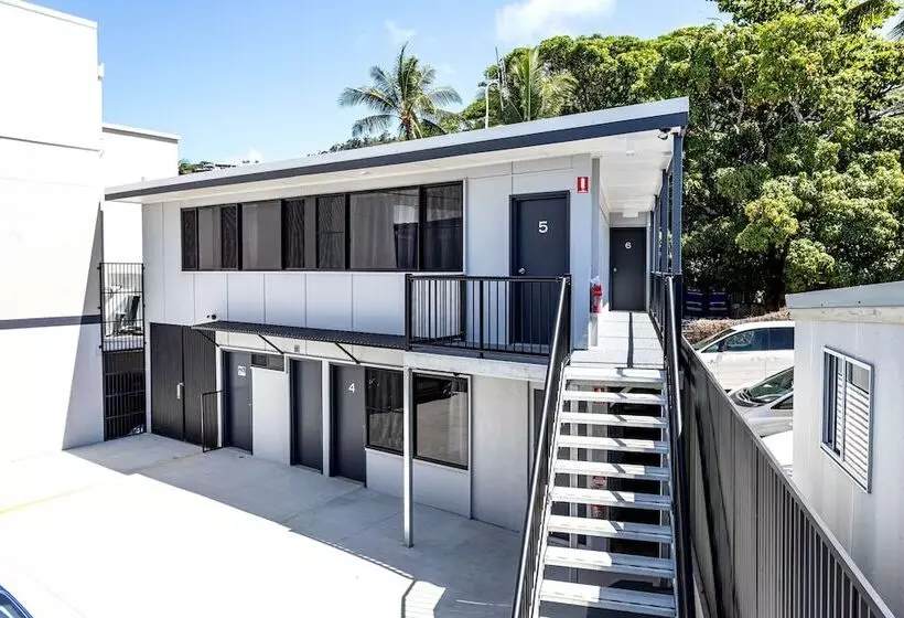 Airlie Sun & Sand Accommodation #4