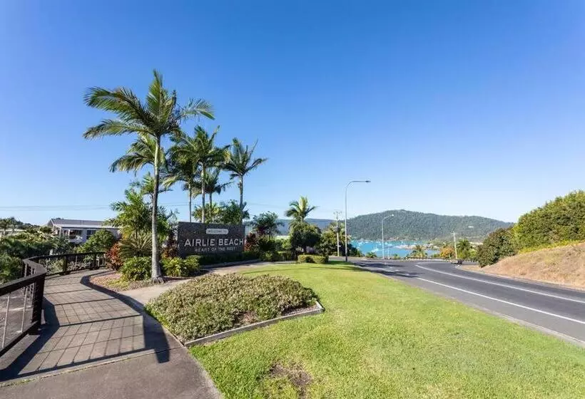 Airlie Sun & Sand Accommodation #4