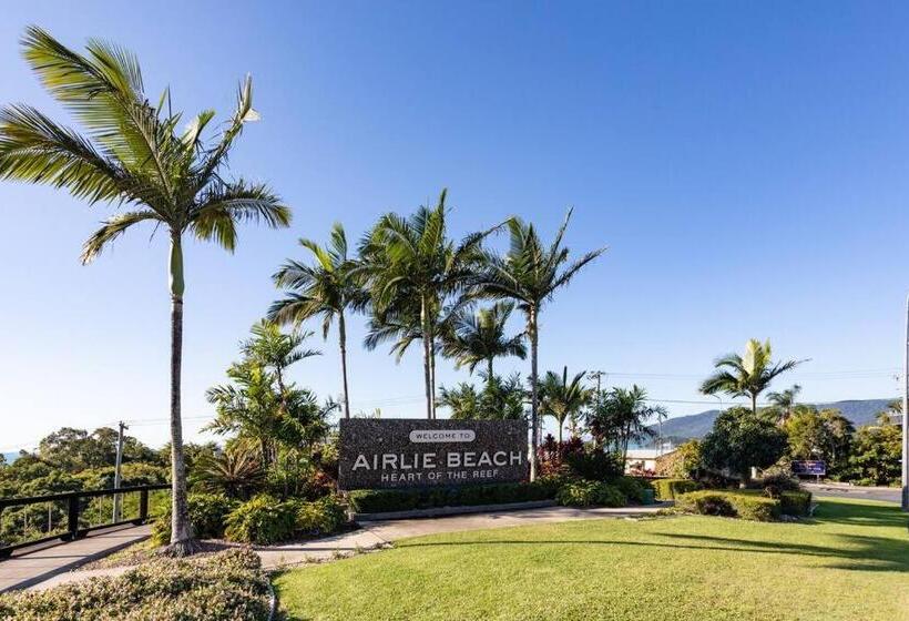 Airlie Sun & Sand Accommodation #4