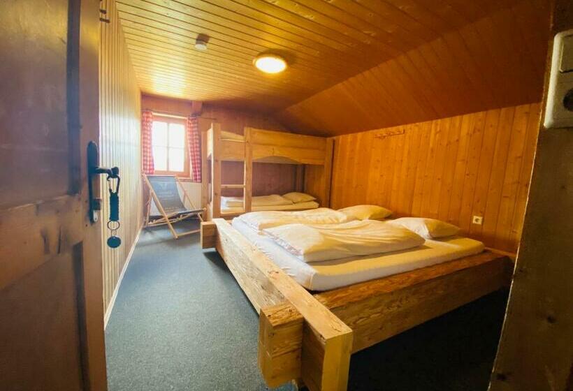 هاستل Hämmermoosalm