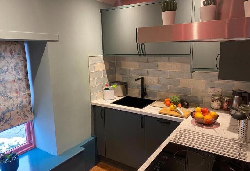 فندق صغير Masonic Arms Gatehouse