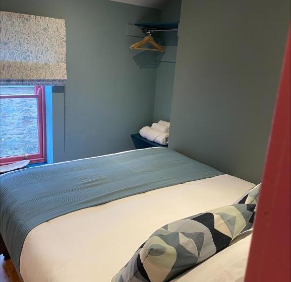 فندق صغير Masonic Arms Gatehouse