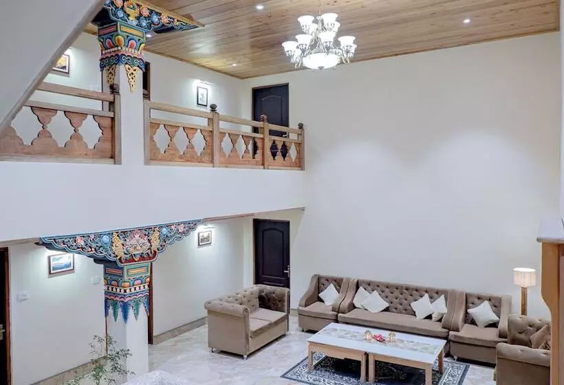 Hotelli Amani Pelling