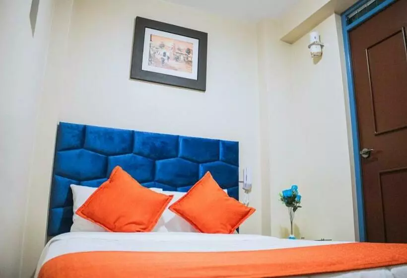 Hotel Blue Three