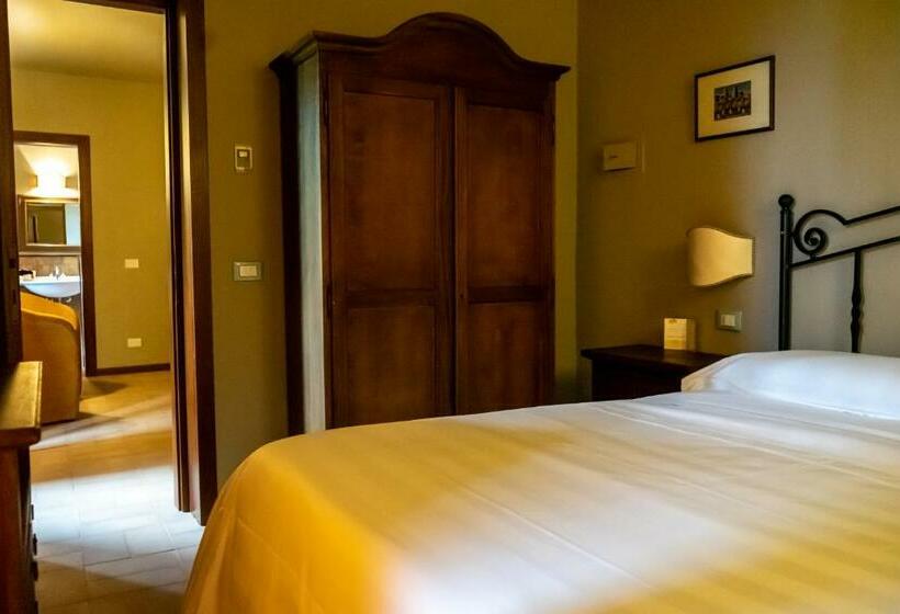 Отель Chiesatonda Resort