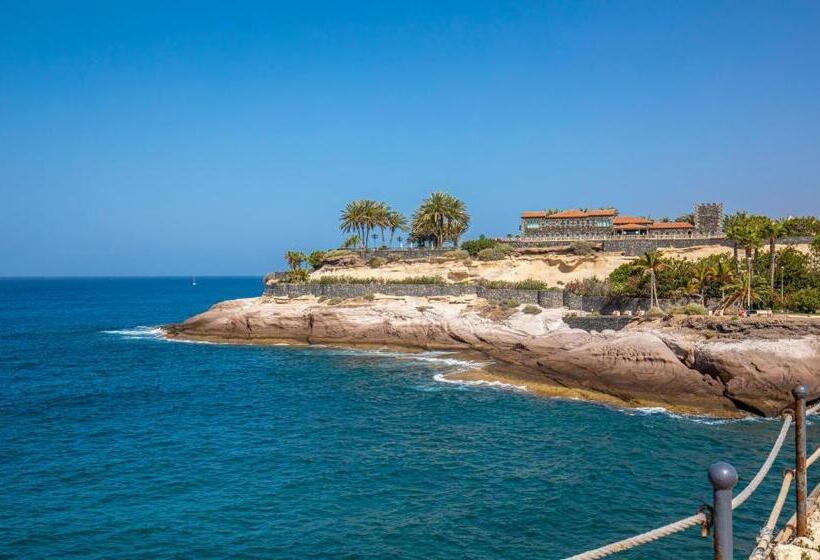 Las Americas Beach House