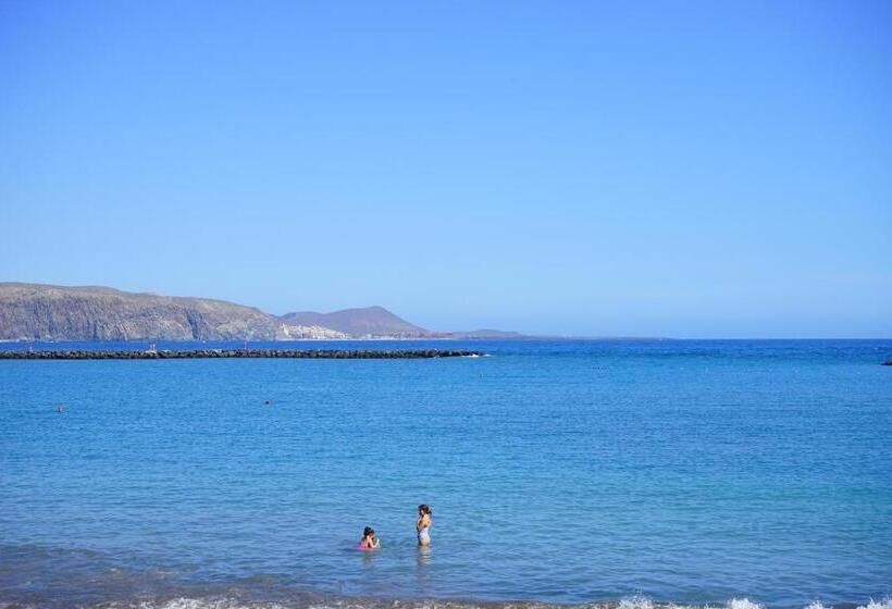 Las Americas Beach House